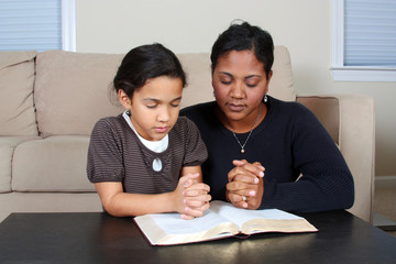 Wall Mural - Praying