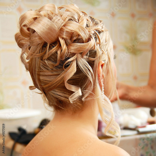 Naklejka - mata magnetyczna na lodówkę Beautiful wedding hairstyle