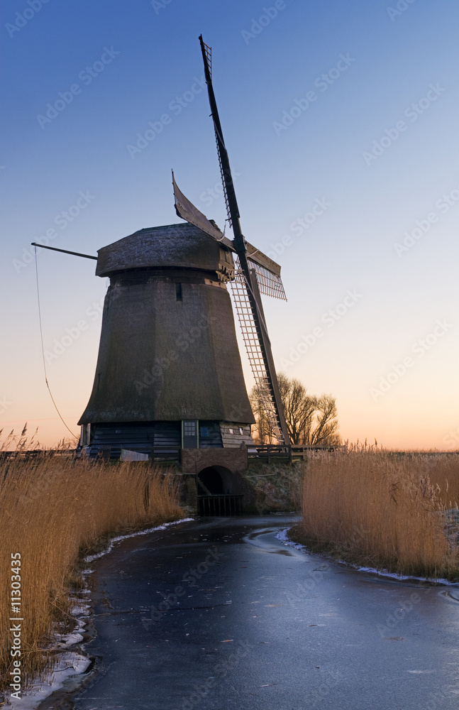 windmill landscape - obrazy, fototapety, plakaty 
