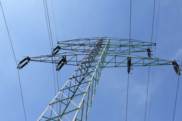 Voltage mast