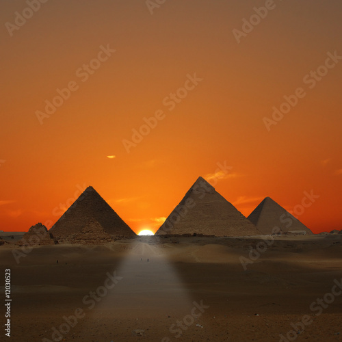 Tapeta ścienna Wschód słońca piramid (giza, egipt)