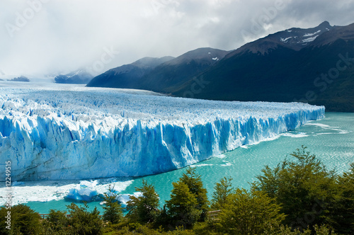 Board z aluminiowym obramowaniem Lodowiec Perito Moreno, Patagonia, Argentyna.