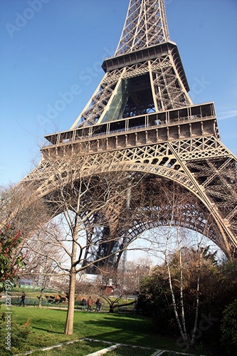 Obraz na płótnie canvas trzyczęściowy "tryptyk" Tour eiffel, perspektywa, Paryż