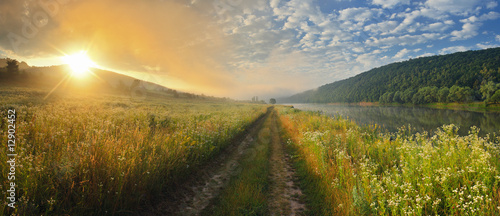 poranek-nad-rzeka