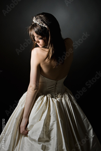 Fotografie, Obraz Low Key Shot of a Stunning Teenage Bride