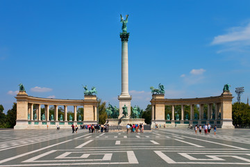 Wall Mural - Heroes Square in Budapest, Hungary