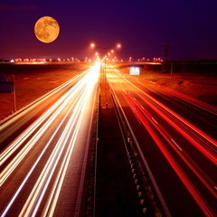 Fotoroleta trawa zmierzch księżyc miasto droga