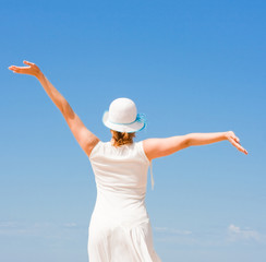 Canvas Print - Girl in white under the sun