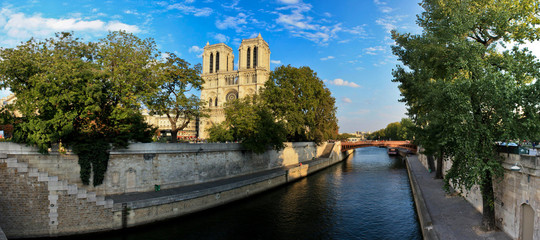 Sticker - Notre Dame de Paris Panorama - Paris - France