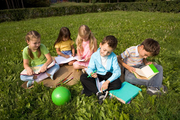 Sticker - Children outdoors