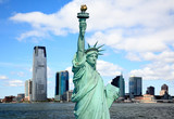 Fototapeta Miasta - The Statue of Liberty and Jersey City