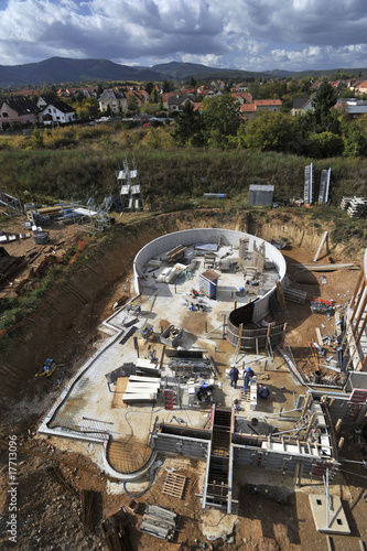 Chantier Piscine Obernai Acheter Cette Photo Libre De Droit Et