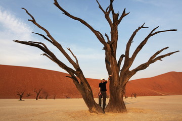 Wall Mural - Tourist in Dead valley