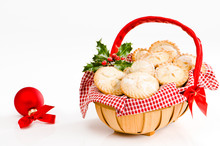 Basket Of Mince Pies