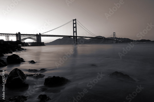 Obraz na płótnie canvas trzyczęściowy "tryptyk" Golden Gate Bridge San Francisco California