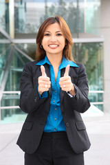 Wall Mural - Pretty Asian Business Woman