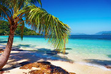 Canvas Print - Tropical beach, Wai island, Thailand