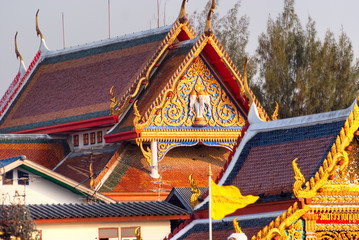 Wall Mural - Temple and house on the Chao Praya River, bangkok, Thailand..