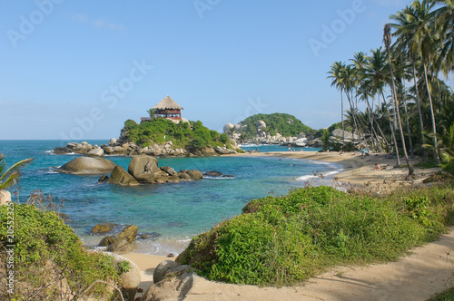 Board z aluminiowym obramowaniem Cabo San Juan, Park Narodowy Tayrona, Kolumbia