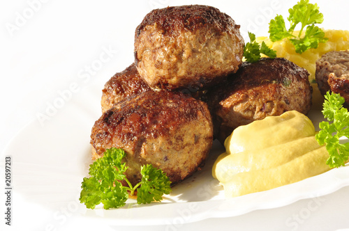 Frikadellen mit Senf und Kartoffelsalat - Buy this stock photo and ...