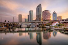 Beautiful Pink Sunrise And Reflections In Downtown Tampa