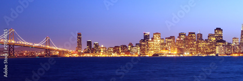 Board z aluminiowym obramowaniem Panorama bay bridge i san francisco