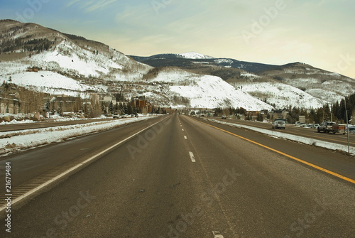 Board z aluminiowym obramowaniem Górska autostrada