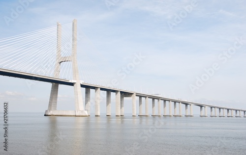 Fotografía Vasco da Gama Bridge in Lisbon, Portugal