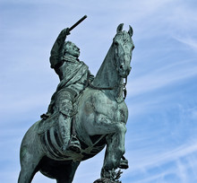 Statue De Gustave-Adolphe De Suède