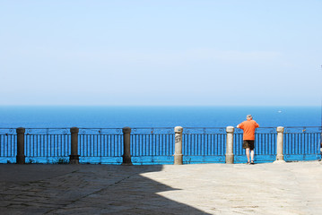 Wall Mural - Guardando il mare - Tropea - Calabria