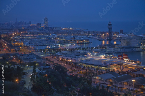 Plakat na papierze fotorealistycznym Port w barcelonie