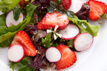 Radish Strawberry Salad
