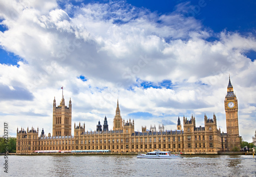 Obraz na płótnie canvas trzyczęściowy "tryptyk" Big ben i domy parlamentu, Londyn