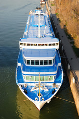 Wall Mural - The passenger ships in port