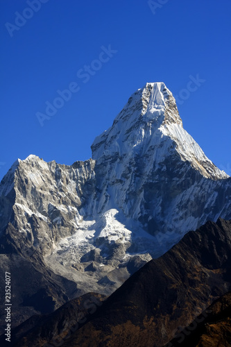 Naklejka samoprzylepna Ama dablam - nepal