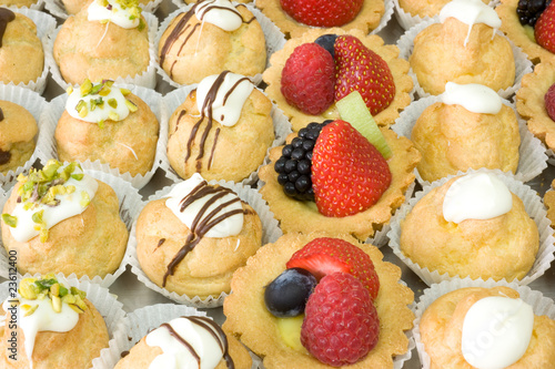 pasticcini italiani foto Stock | Adobe Stock