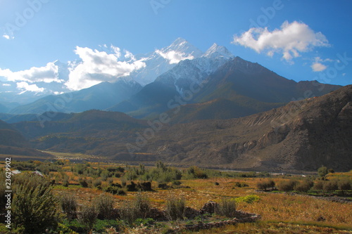 Naklejka samoprzylepna Mount Nirgiri i okolica