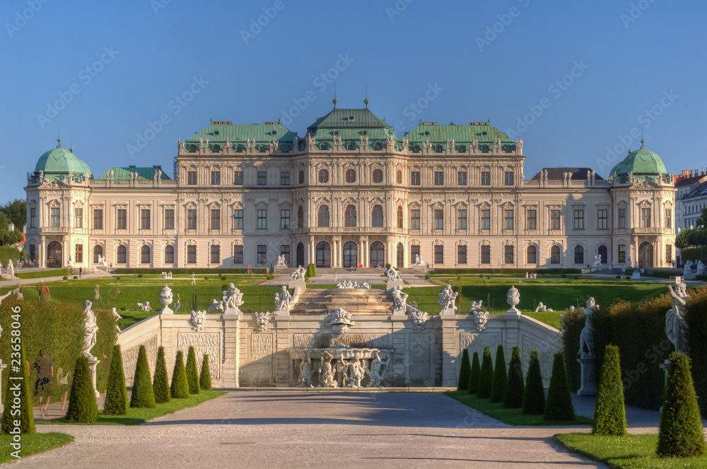 Schloss und Park Belvedere Wien Österreich - obrazy, fototapety, plakaty 