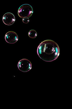 Wall Mural -  - Bubbles isolated on black