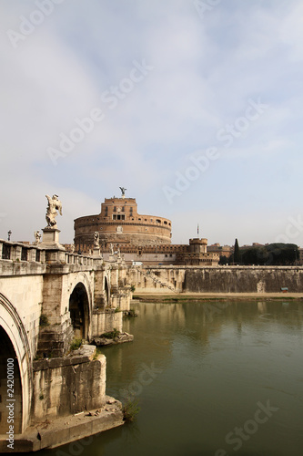 Board z aluminiowym obramowaniem Castel sant 'angelo, rzym, włochy