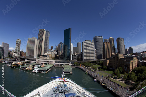 Obraz na płótnie canvas czteroczęściowy "tetraptyk" Panoramę miasta przy okrągłym nabrzeżu, Sydney,