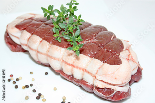 Cuisson Roti De Cheval Cheval Roti Plat Allant Préparation Rôti 29 rôti de cheval - Acheter cette photo libre de droit et découvrir des