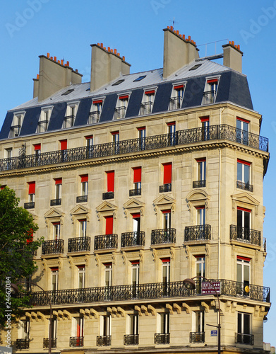 Paris Immeuble Haussmannien Photo Stock Adobe Stock Paris Immeuble Haussmannien Photo Stock Adobe Stock