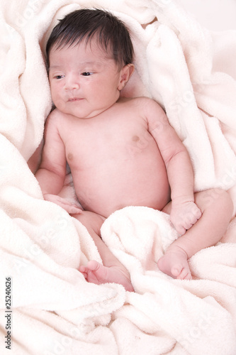 Bebe De 10 Jours Dans Une Couverture Stock Photo Adobe Stock