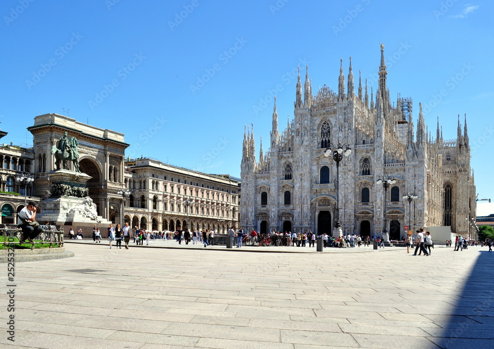 Milano, piazza Duomo - obrazy, fototapety, plakaty 