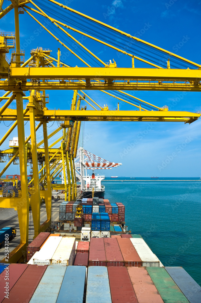 container ship on cargo operation Stock Photo | Adobe Stock