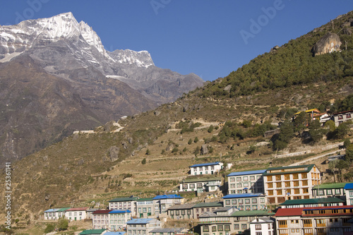 Naklejka samoprzylepna Wioska namche bazar w himalajach nepalskich, Nepal