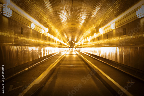 Board z aluminiowym obramowaniem Tunel czasu