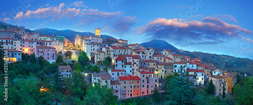 Tapeta ścienna Panorama niebieska godzina na wyspie elba, Toskania