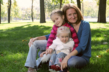 Wall Mural - family at the park